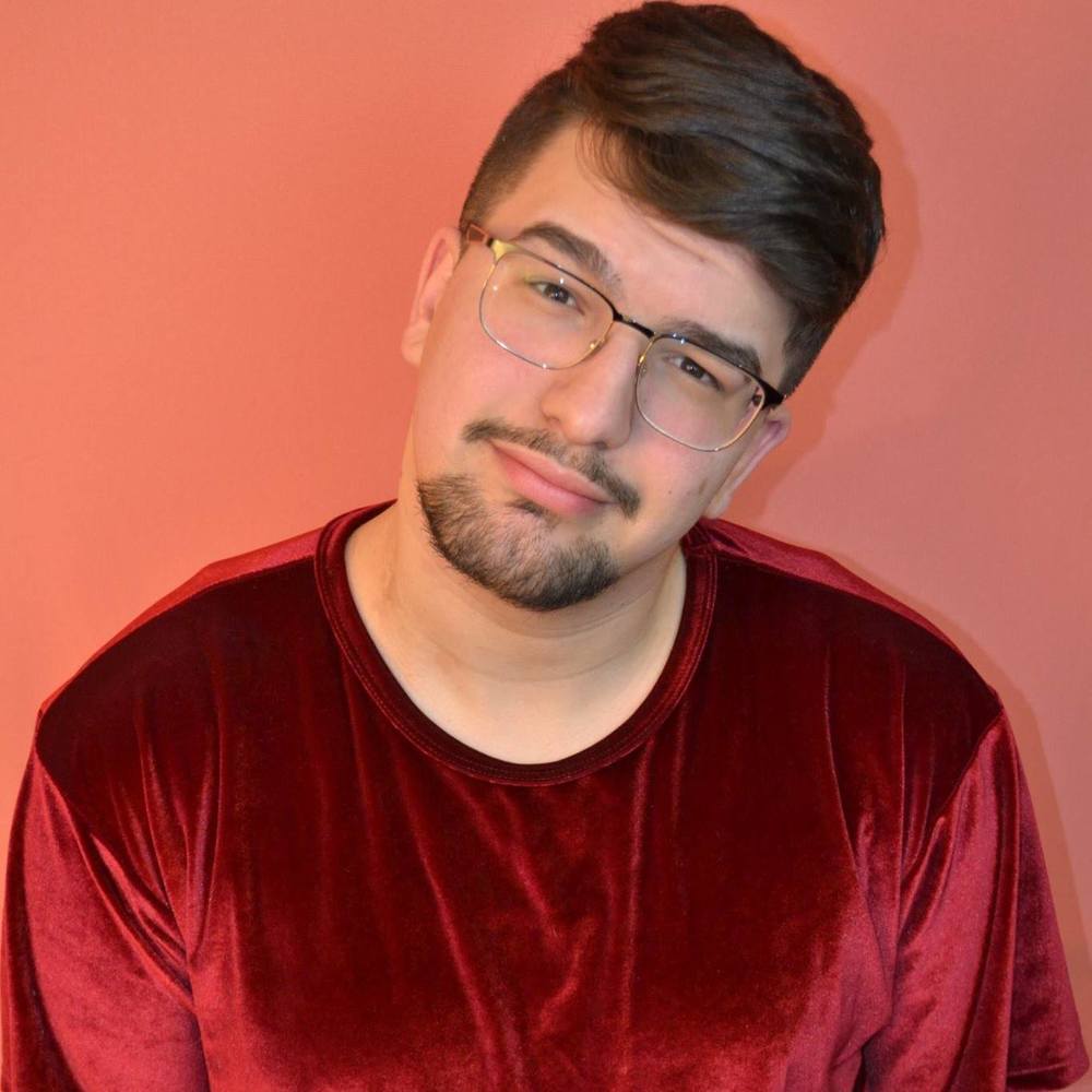 Meet your Posher, Pj