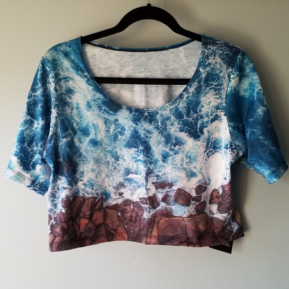 NWT Water Explorer Tee Crop - Picture 3 of 5