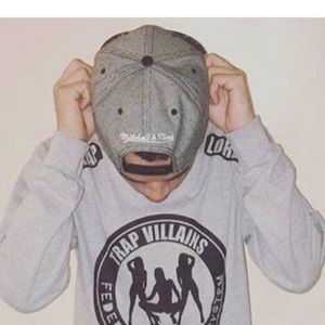 Meet your Posher, Victor