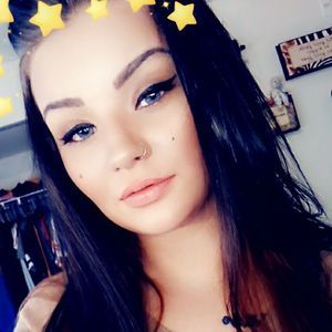 Meet your Posher, Karissa