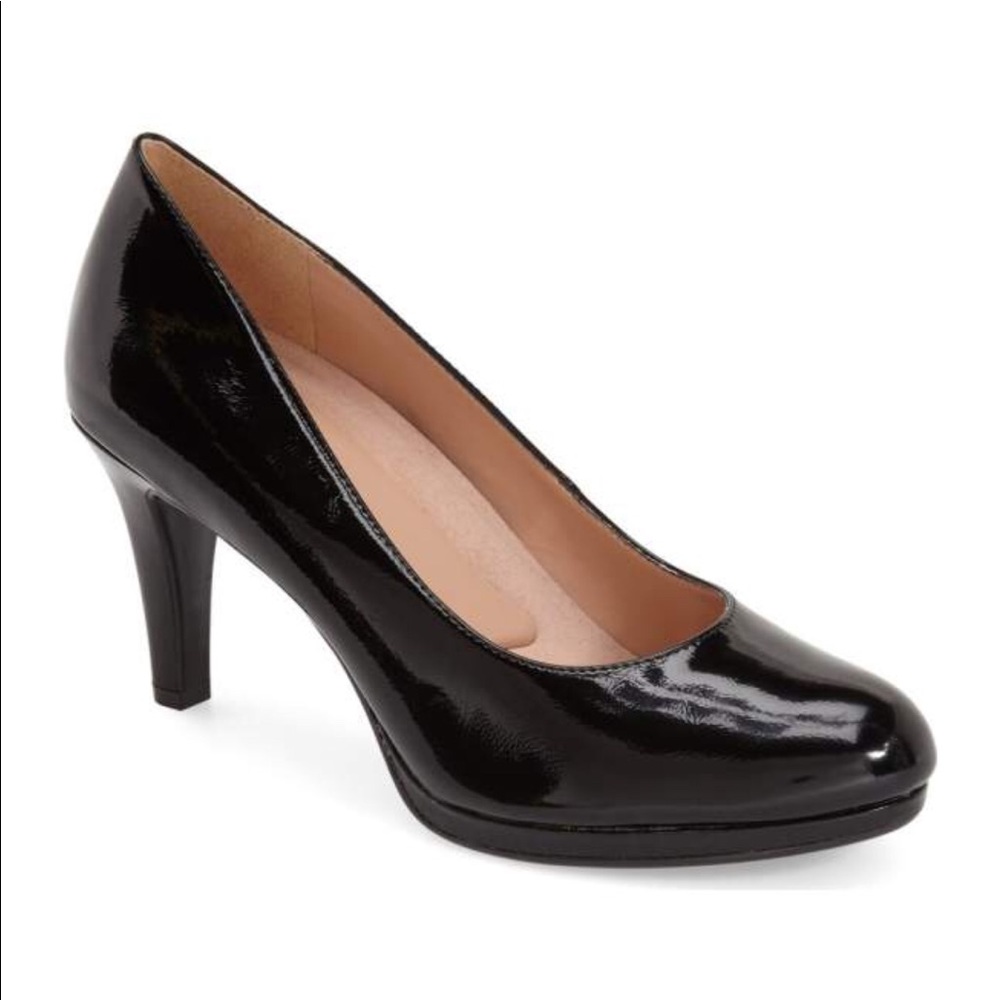 Perfect Fashion Forward Career pump by Naturalizer