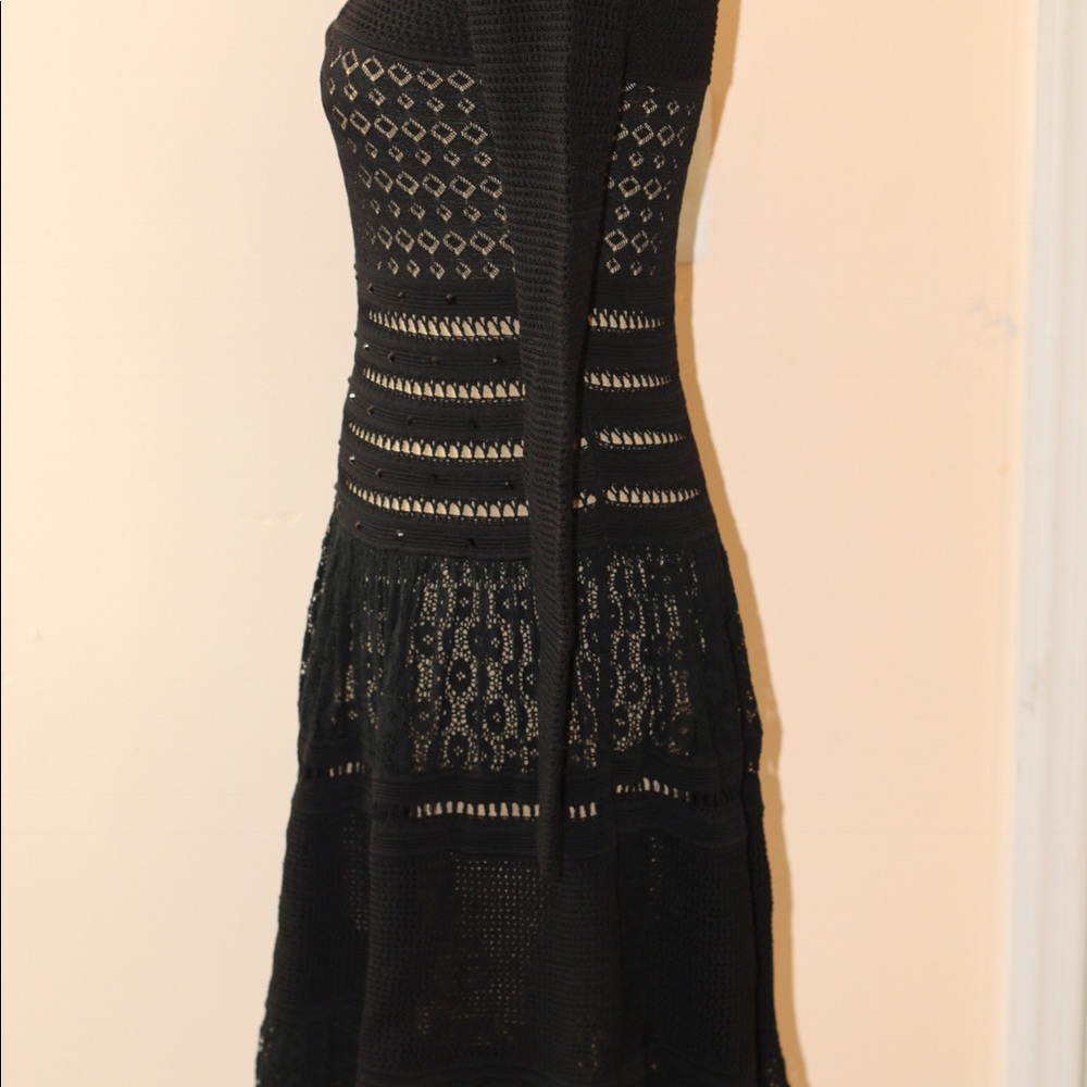 Dress - Picture 4 of 7