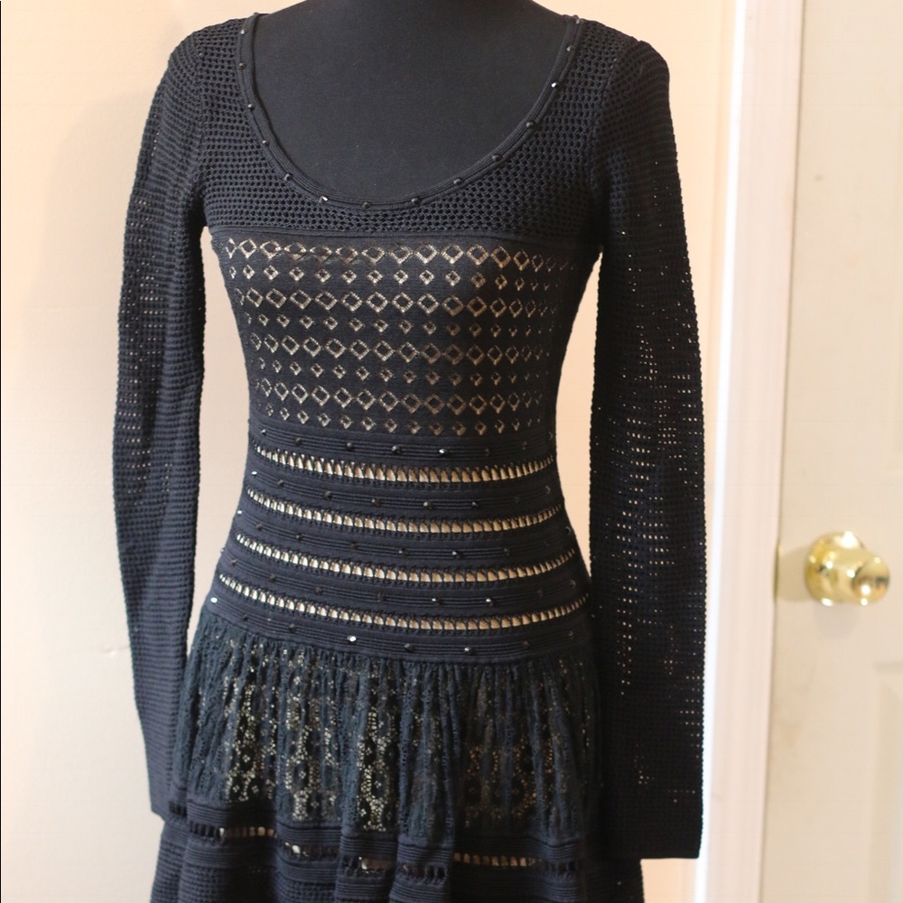 Dress - Picture 6 of 7