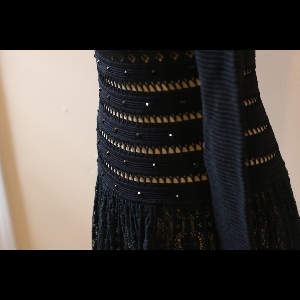 Dress - Picture 3 of 7