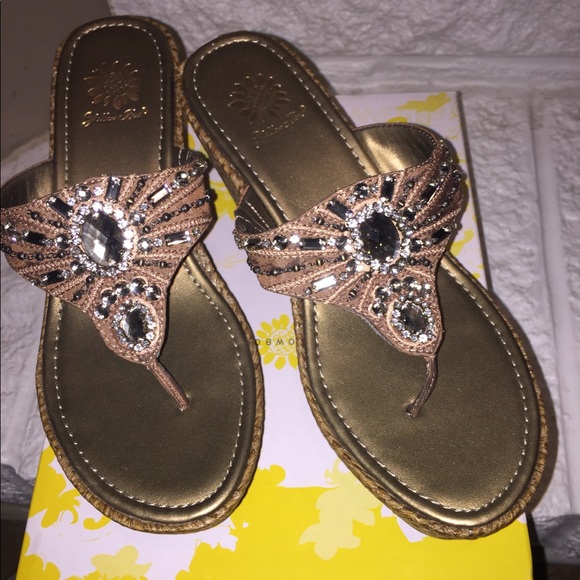 NEW YELLOW BOX MULBERRY SZ 6 1/2 TAUPE SHOES - Picture 2 of 8