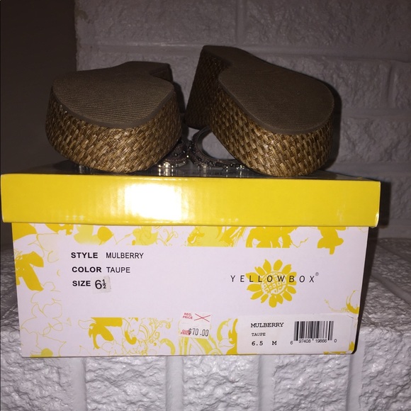 NEW YELLOW BOX MULBERRY SZ 6 1/2 TAUPE SHOES - Picture 5 of 8