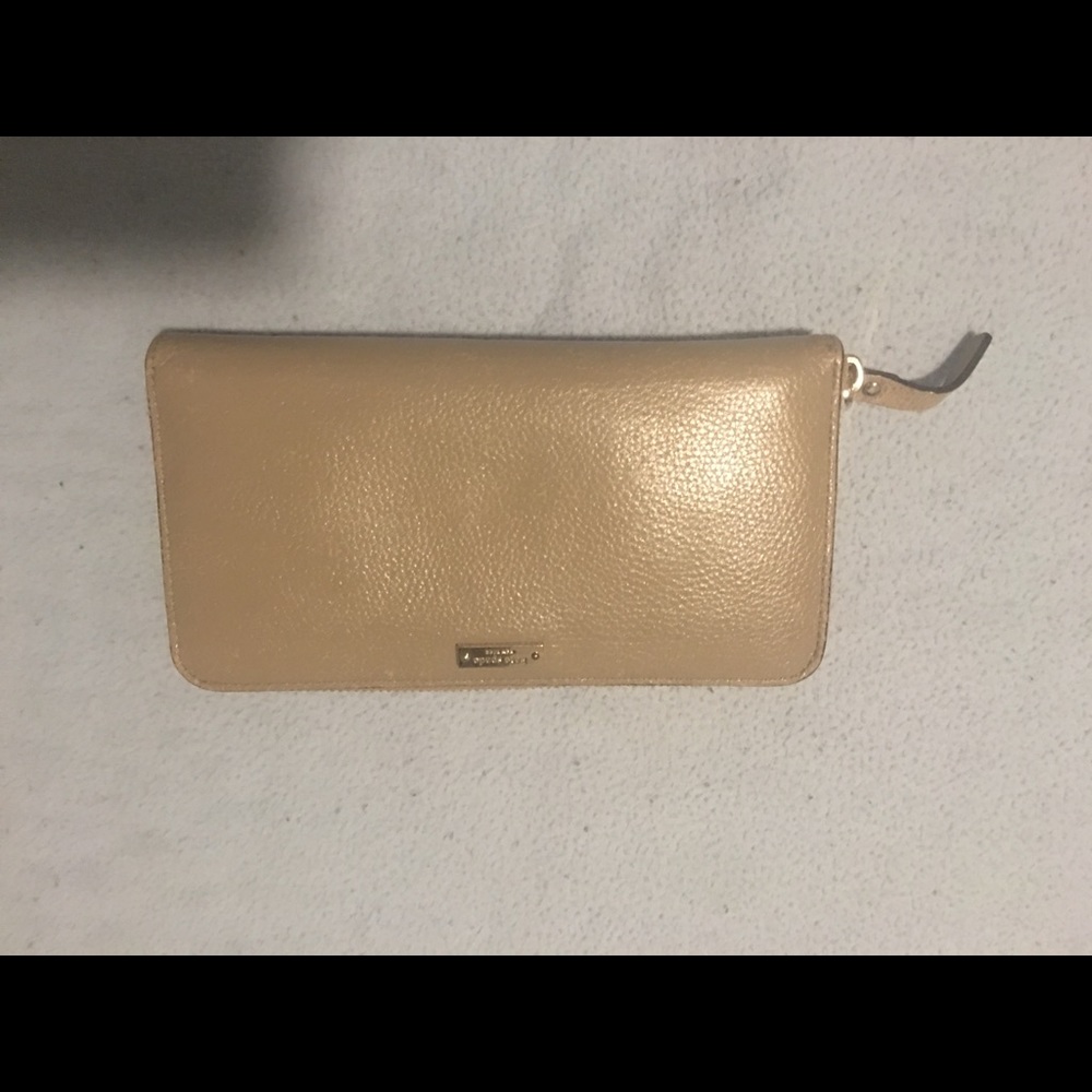 Kate Spade - Picture 2 of 3