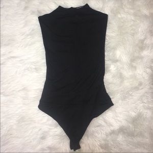 Fashion nova body suite shirt