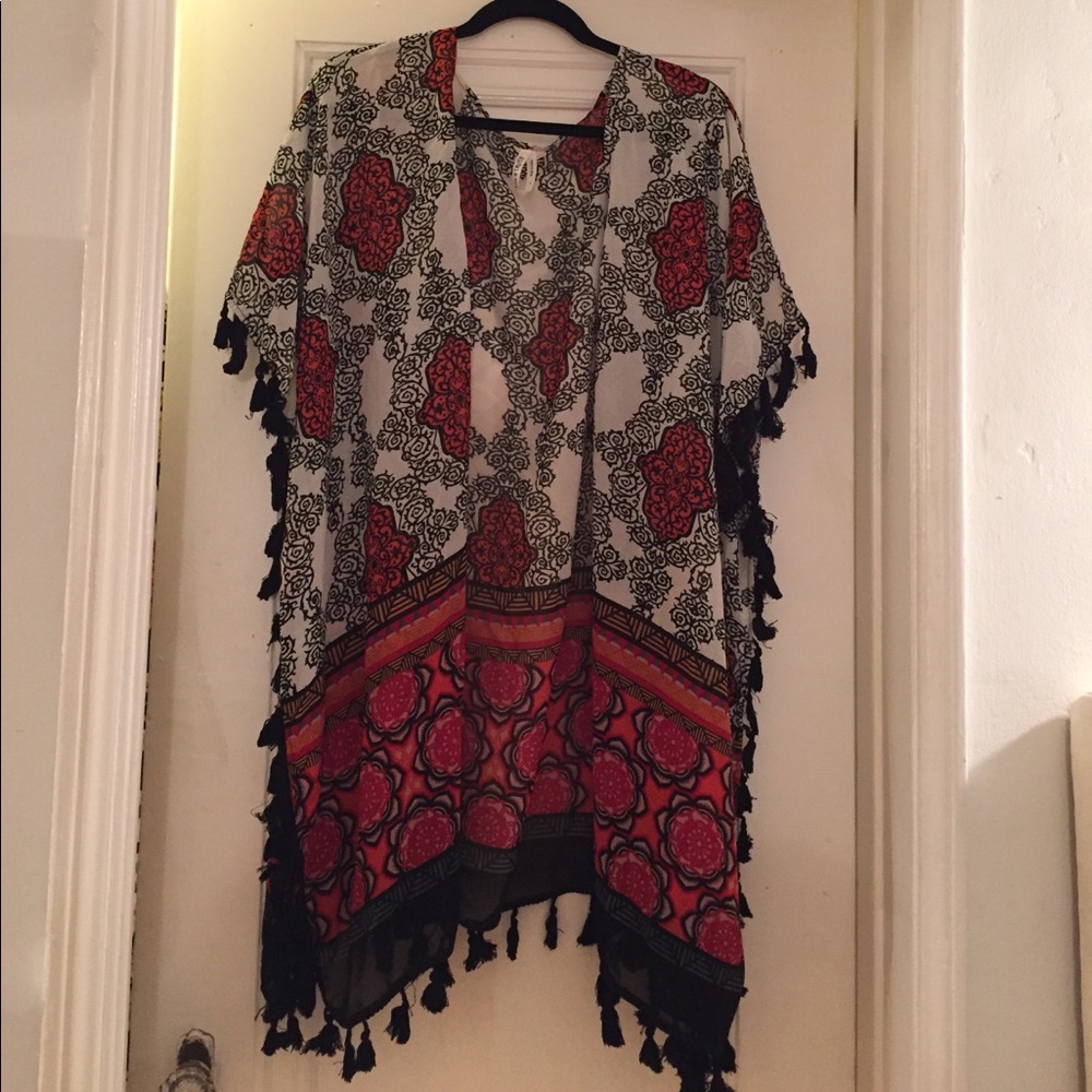SALE: Boho tassel red and black kimono poncho