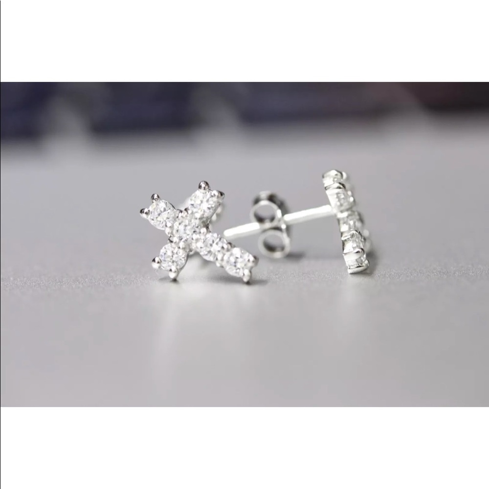 Brand new sliver ear ring great gift 🎁 - Picture 2 of 4