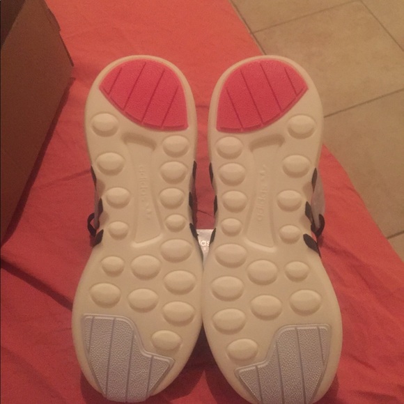 Brand new Adidas - Picture 2 of 6