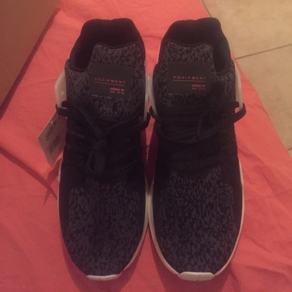 Brand new Adidas - Picture 1 of 6