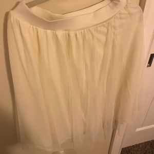 Off White Tulle Lined Skirt Soze Medium Cream