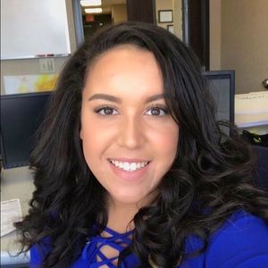 Meet your Posher, Zoe