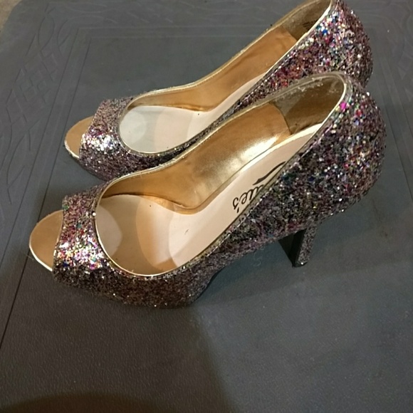 Women Candies high heel shoes size 6 M - Picture 3 of 7