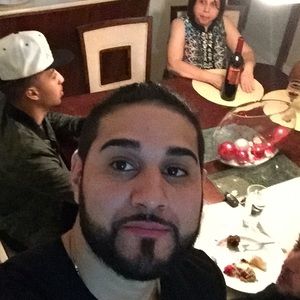 Meet your Posher, Javier