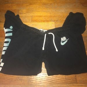 Nike sweatpant joggers