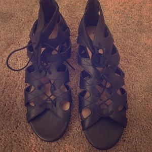 New Look Gladiator Black Sandals. Like New. 7.5