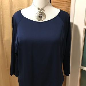 Vince L silk flows blouse