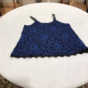 D Signed lace black and blue tank top