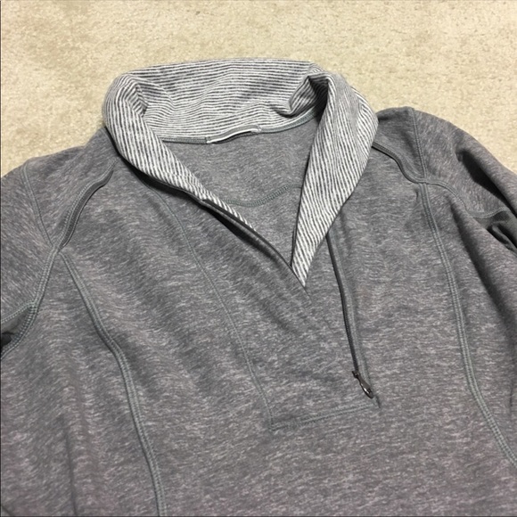 Lululemon pullover - Picture 2 of 3