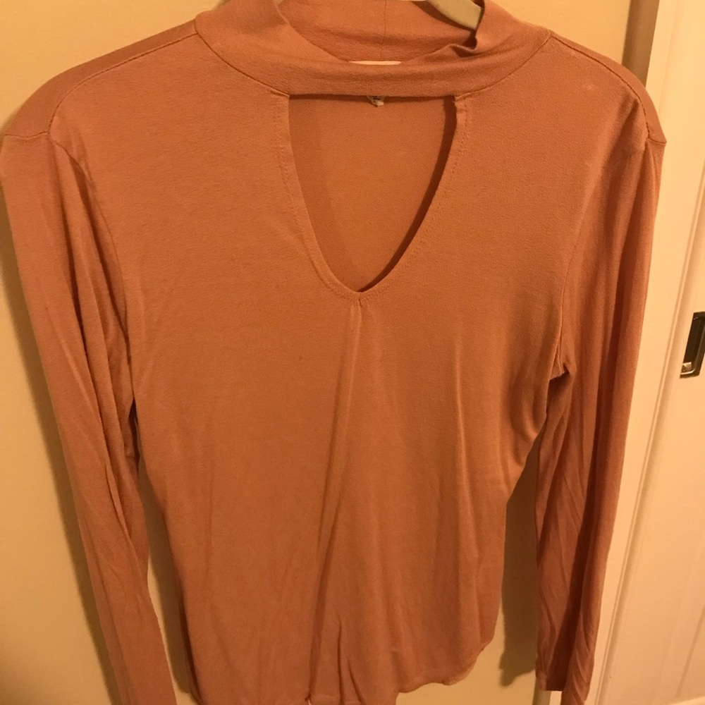 Pink Long Sleeve Top with Cutout Size Small
