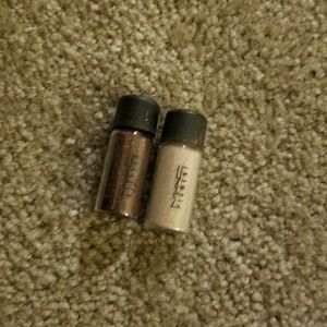 Mac pigments (small) Mac pigments (small)