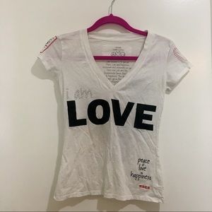 I AM LOVE Mantra T! 😘