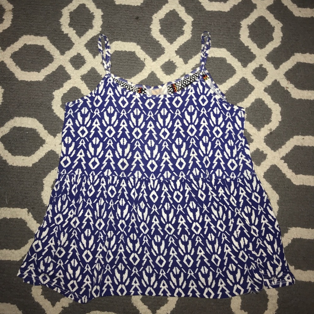 Embroidered Tank Top - Picture 3 of 3