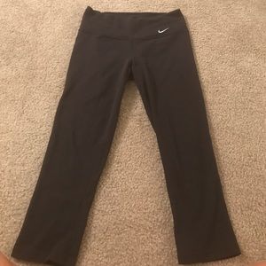 Nike dri fit Capri leggings