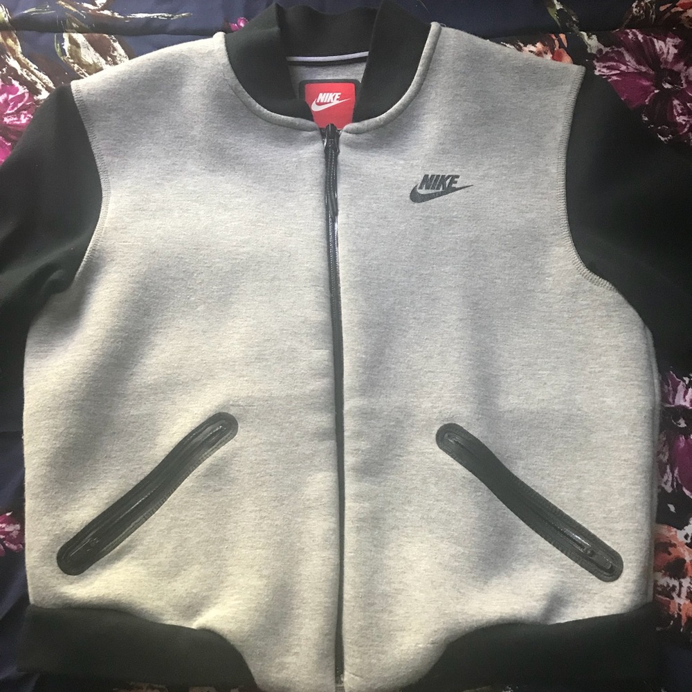 Women’s Nike jacket