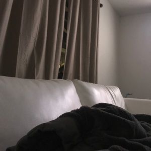 Meet your Posher, Carlos