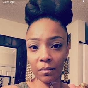 Meet your Posher, Tonya