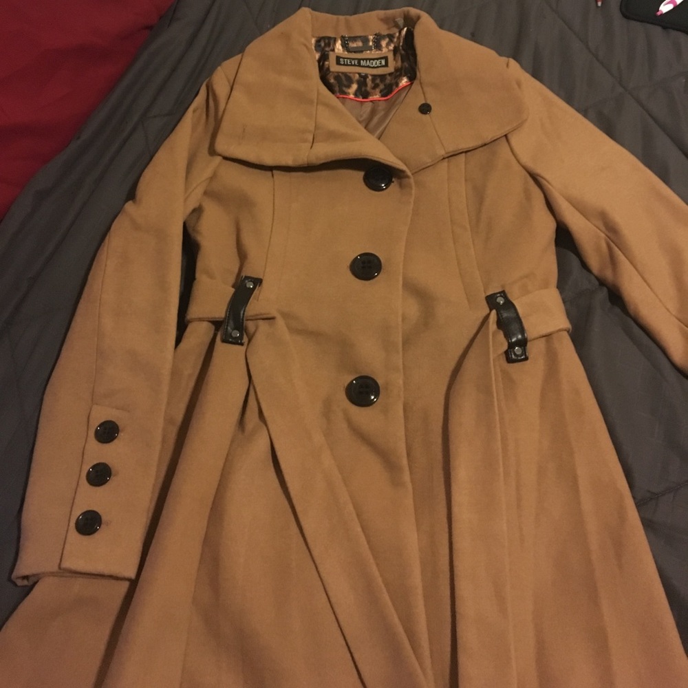 Steve madden camel coat w/ belt in great condition