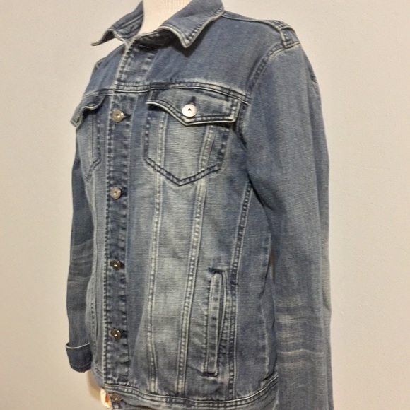 🎉Sold!🎉 Rock and Republic Denim Jacket Sz S - Picture 2 of 4