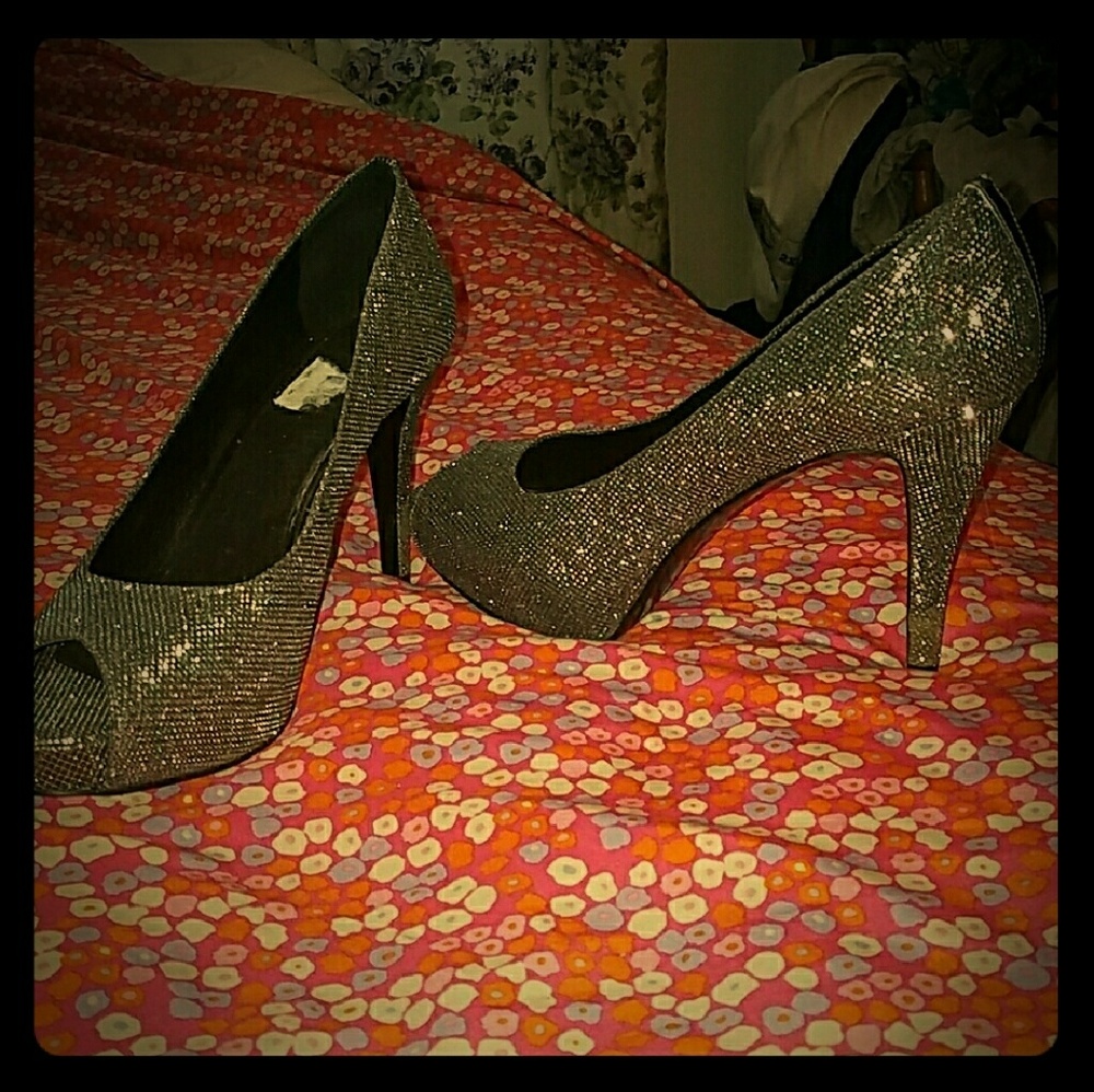 Size 11 glittery heels