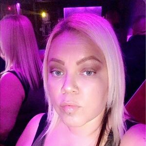 Meet your Posher, Sacha