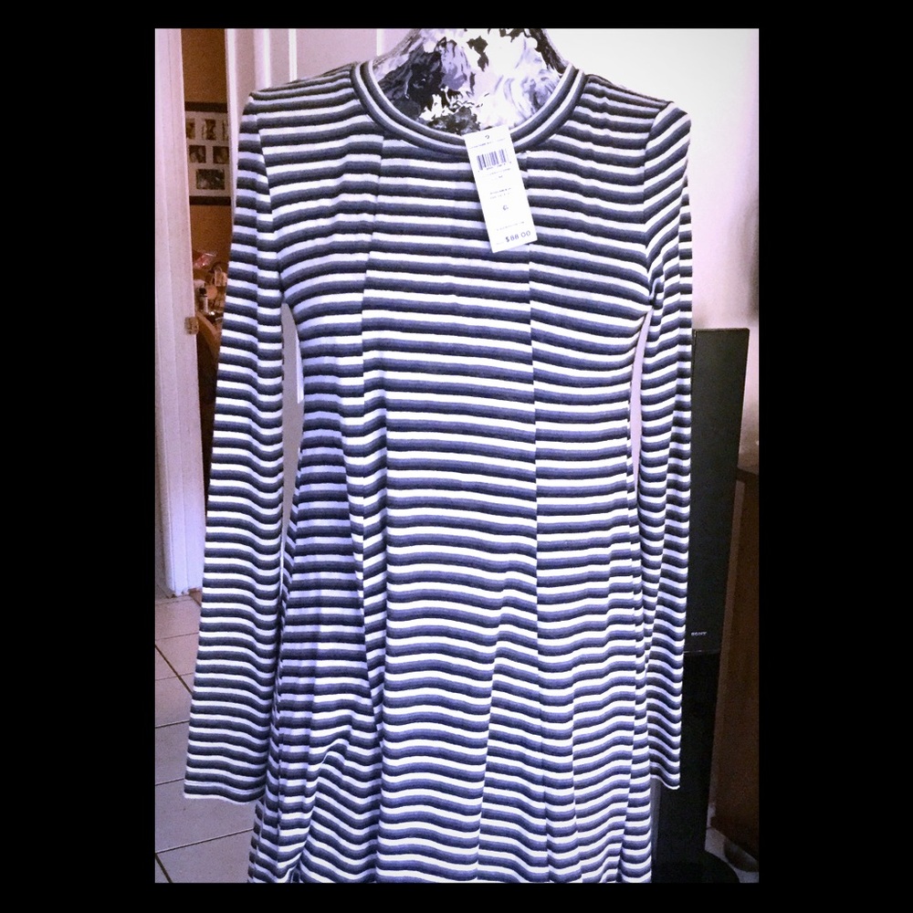 BCBG stripped long sleeve dress