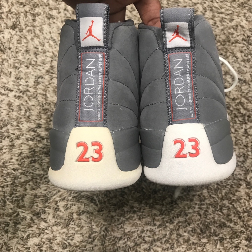 Air Jordan Retro 12 - Picture 7 of 8