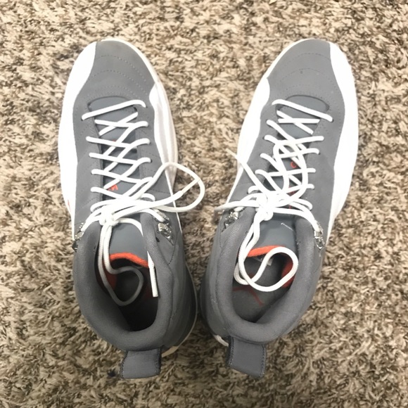 Air Jordan Retro 12 - Picture 6 of 8