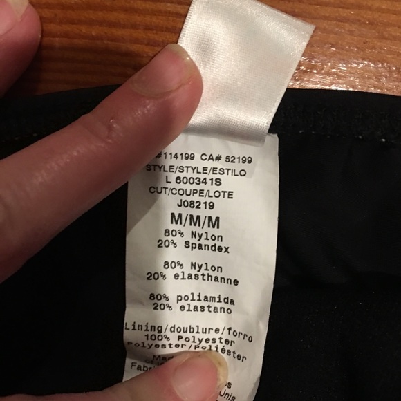 Bathing suits - Picture 5 of 8