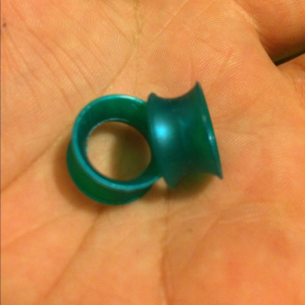 Silicone tunnel 1/2" plugs