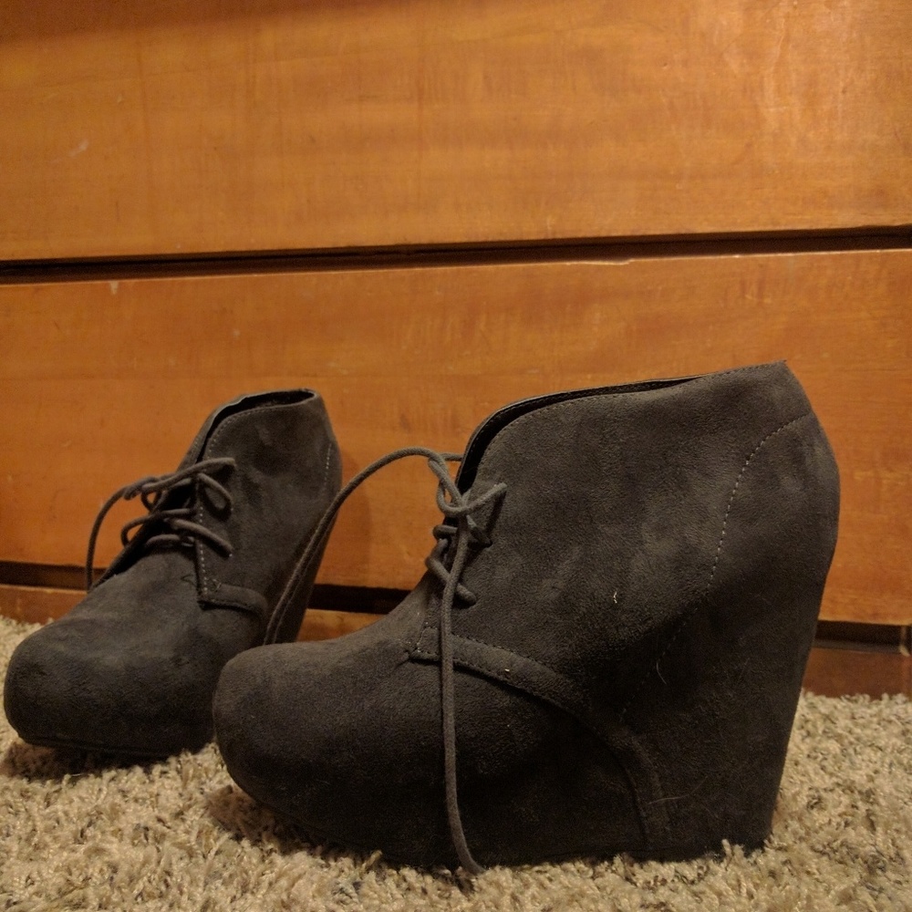 Rue 21 Ultrasuede Wedge Booties. Dark Grey