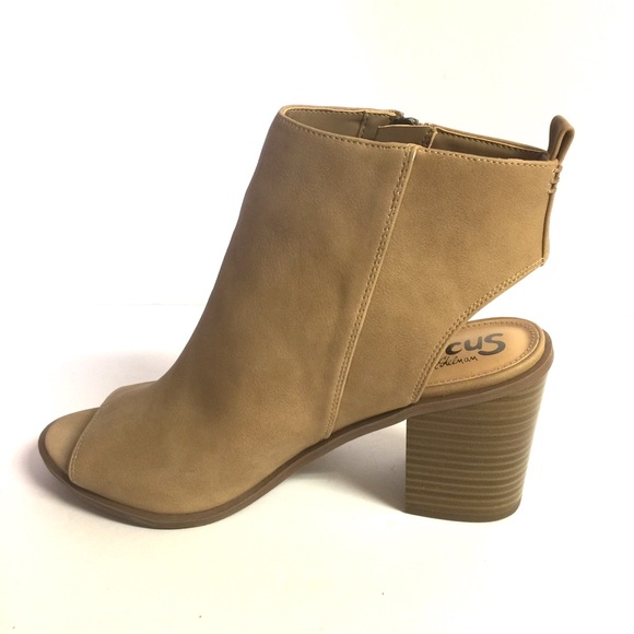 New Circus Sam Edelman Kammi Peep Toe Bootie Boot - Picture 2 of 8