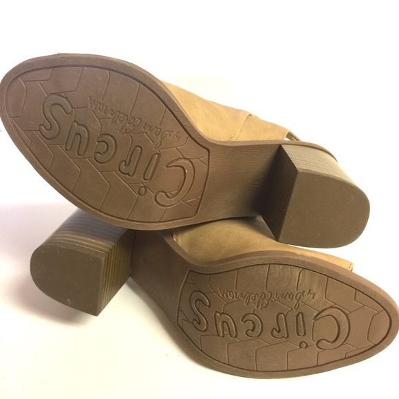 New Circus Sam Edelman Kammi Peep Toe Bootie Boot - Picture 6 of 8