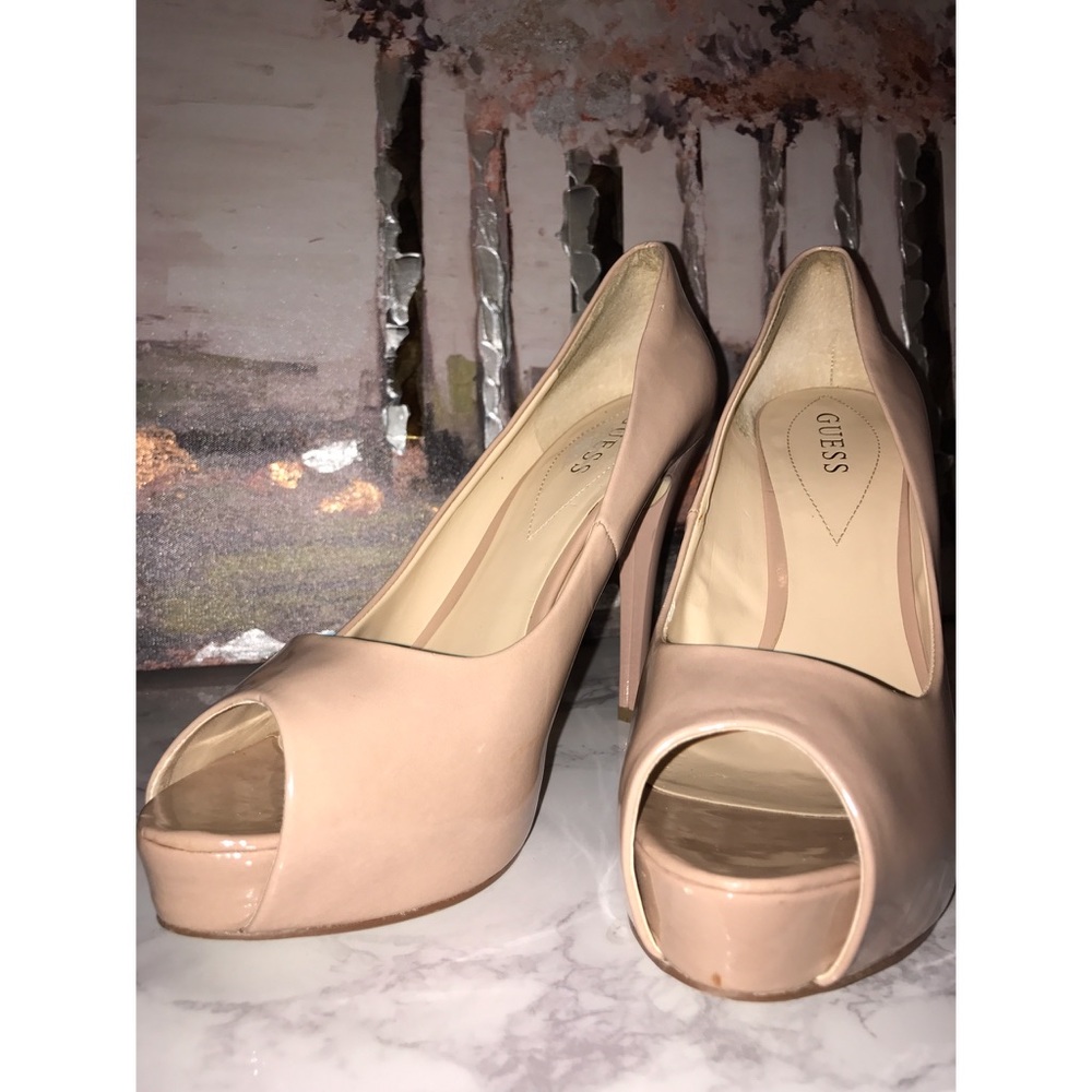 ❌SOLD❌ Pink Guess Heels/Pumps