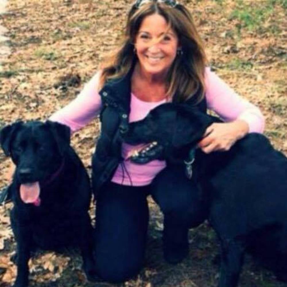 Meet your Posher, Cynthia