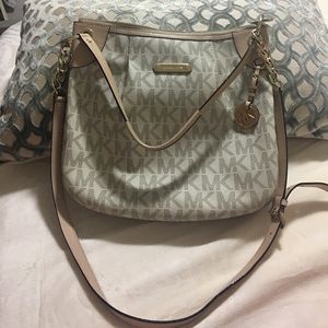 Authentic Michael Kors Cross body bag
