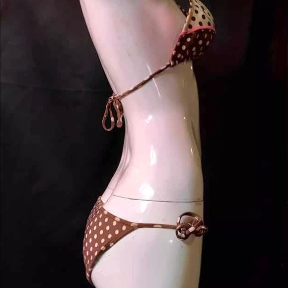 LULI FAMA BIKINI - Picture 3 of 4