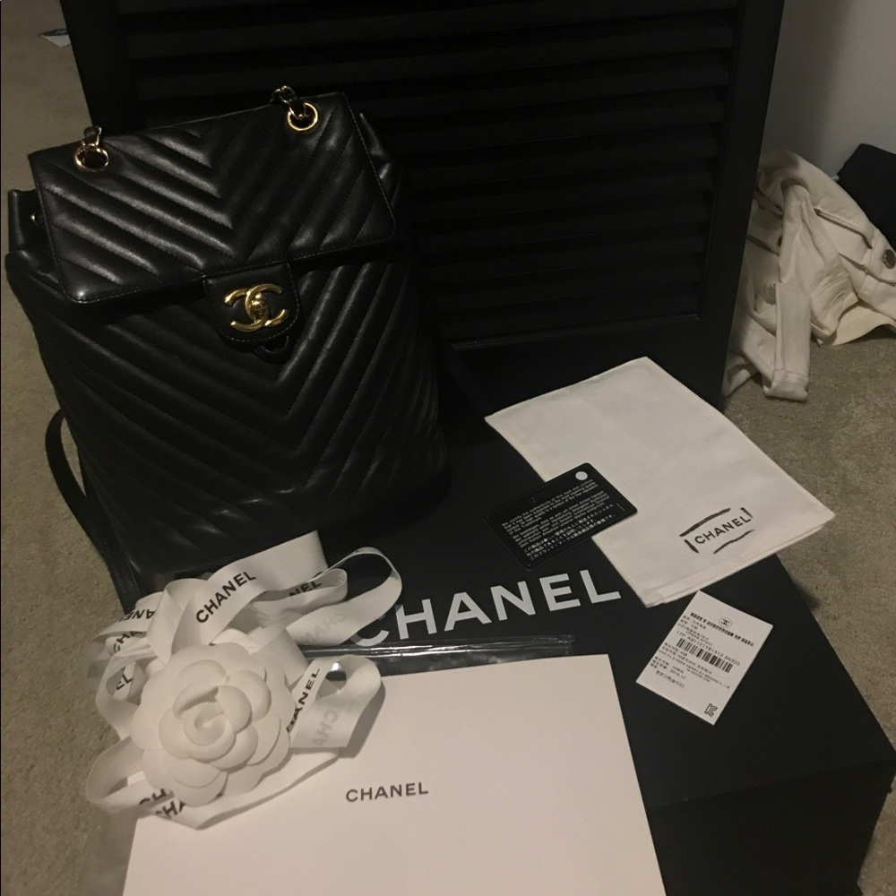 Chanel Urban Spirit Backpack Chevron Black/Gold SM